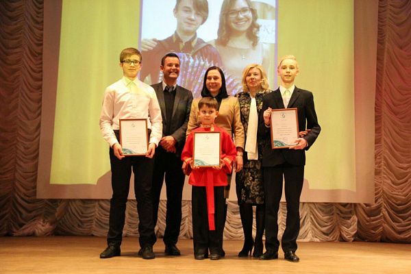 Наталия Пилюс организовала конкурс для талантливых детей